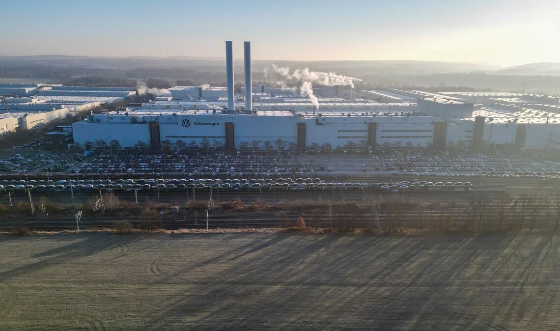 Die Elektromobilität spielt eine wichtige Rolle für die Autobauer in Ostdeutschland.
