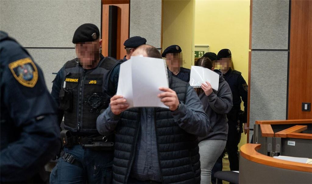 Die Eltern des verhungerten Dreijährigen bekannten sich schuldig.