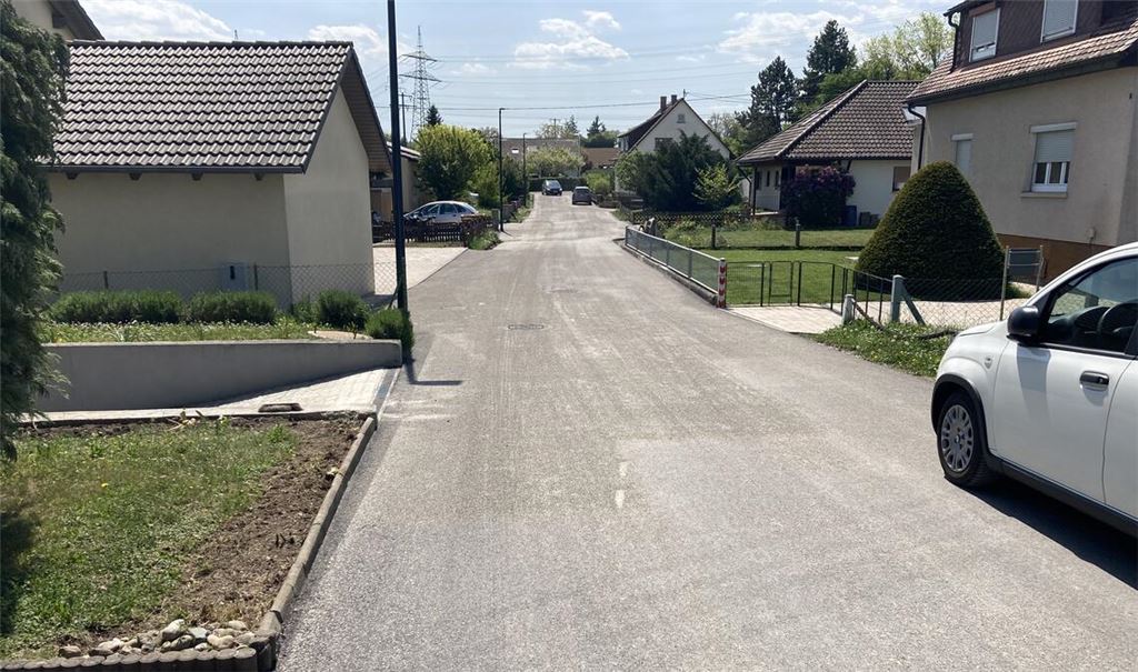 Die Enzberger Straße im Sengach. Foto: privat