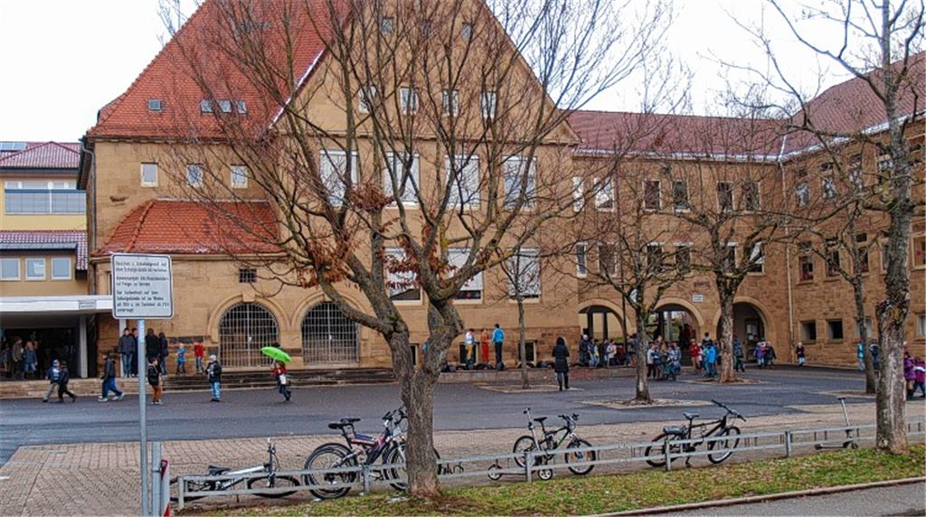 Die Faust-Schule will die Weichen für ein zukunftsfähiges Bildungskonzept stellen