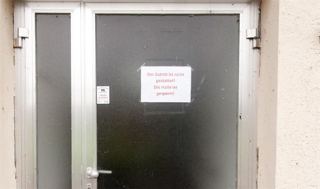Die Festhalle in Knittlingen kann nicht mehr genutzt werden. Foto: Fotomoment
