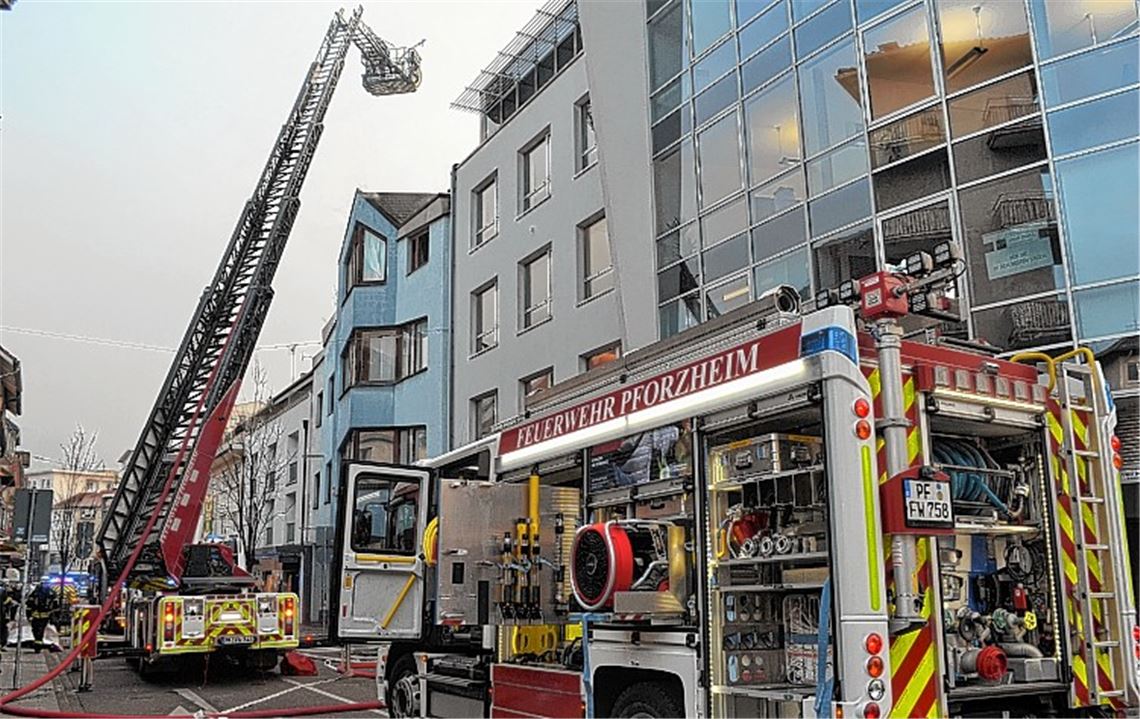 Die Feuerwehr ist an der Dillsteiner Straße gefordert.Myroshnichenko