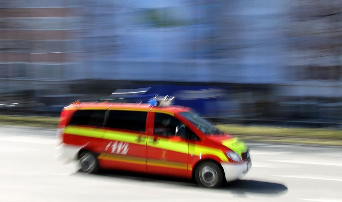 Die Feuerwehr rückte nach einem   Gasaustritt in Baden-Baden aus.  (Symbolfoto)