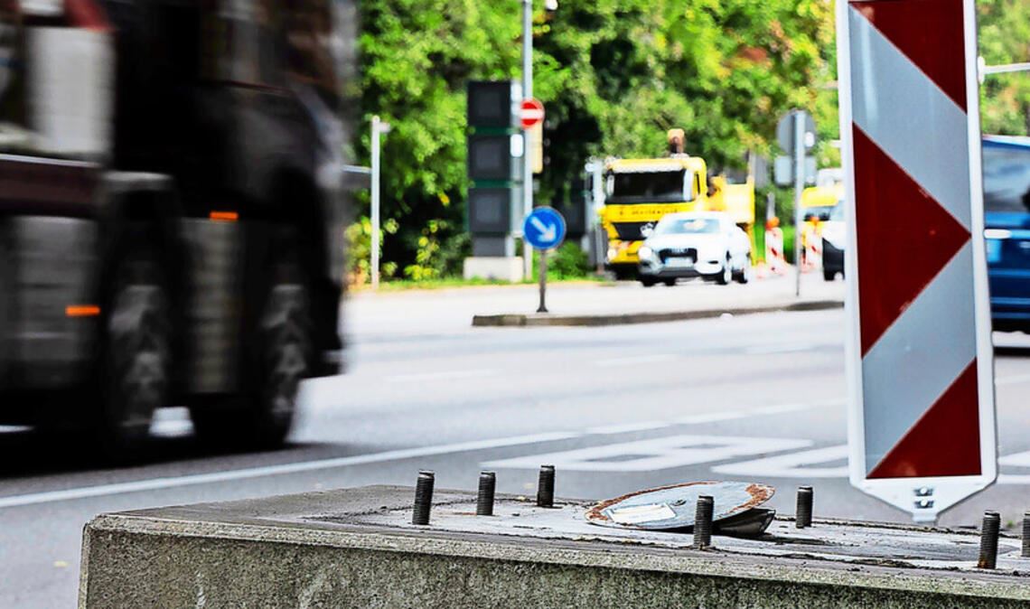 Die Filtersäulen am Neckartor sind weg– die Fahrverbote bleiben.