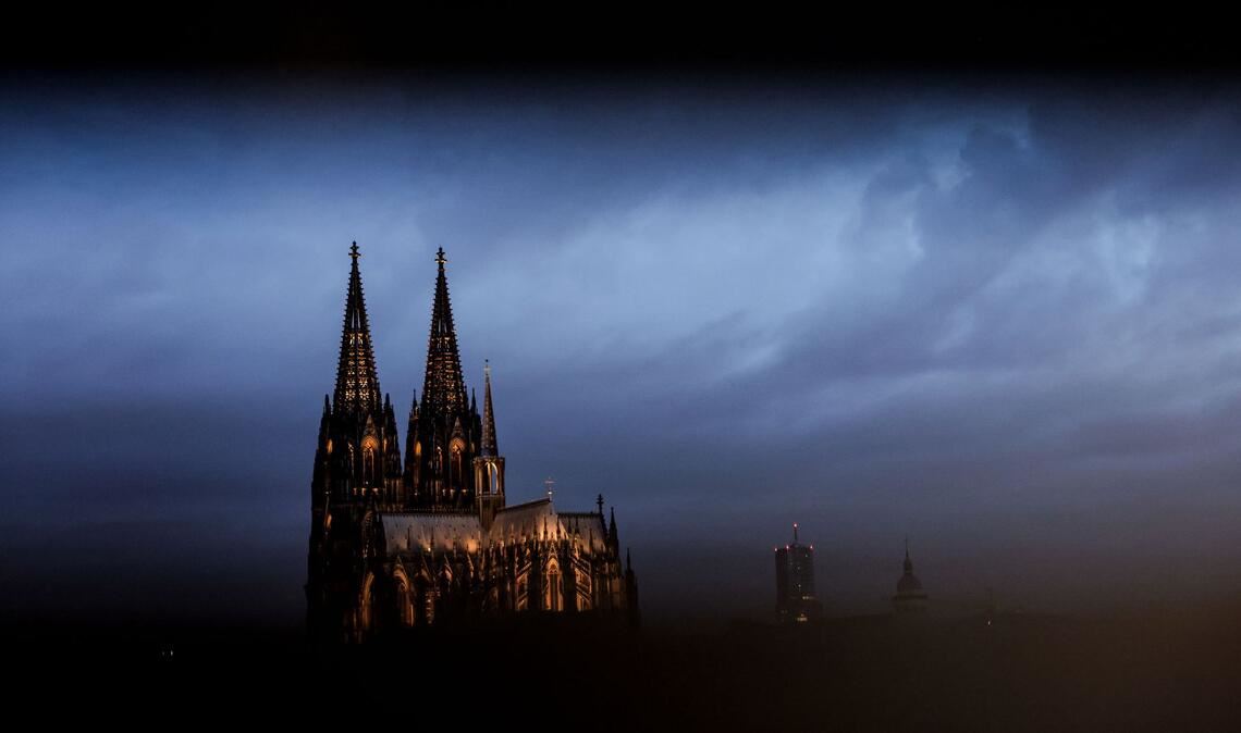 Die Finanzierung des Kölner Doms ist immer wieder Thema. (Archivbild)