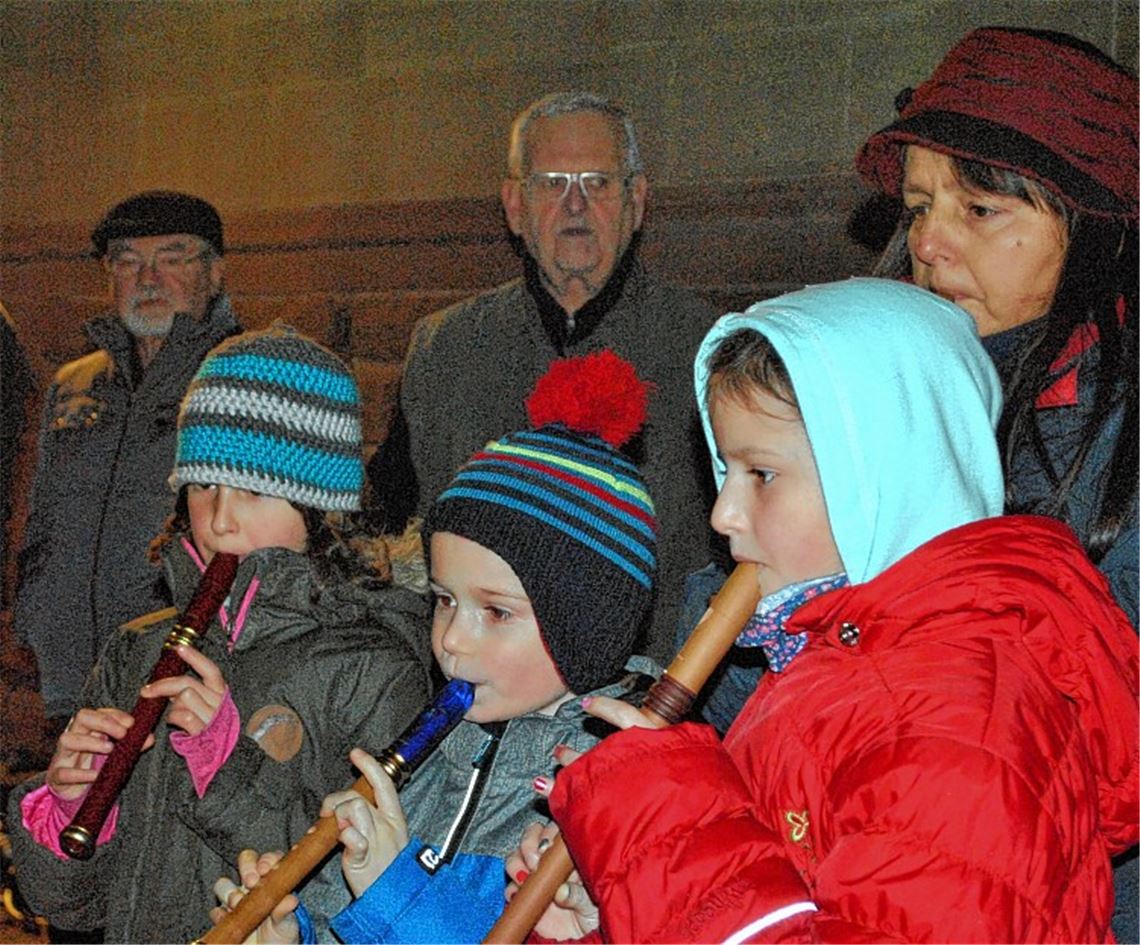 Mitsing-Konzert unter dem Baum