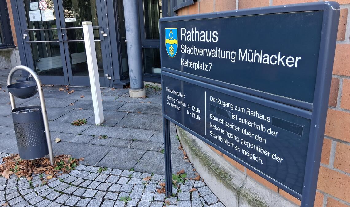 Die Fluktuation, weil sich bewährte Mitarbeiterinnen und Mitarbeiterinnen beruflich verändern, ist für die Stadtverwaltung Mühlacker nicht einfach zu managen. Symbolfoto: Archiv