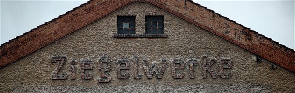 Die Gebäude der Ziegelei werden dem Erdboden gleichgemacht, doch der gemauerte Schriftzug soll für die Nachwelt erhalten bleiben. 