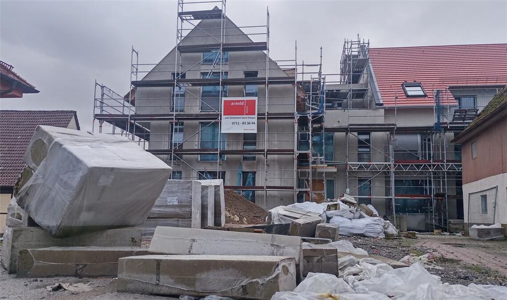 Die Gemeinde Wiernsheim hat bei der Polizei und dem Insolvenzverwalter die in ihren Augen mangelhafte Baustellenabsicherung angezeigt. Fotos: Deeg