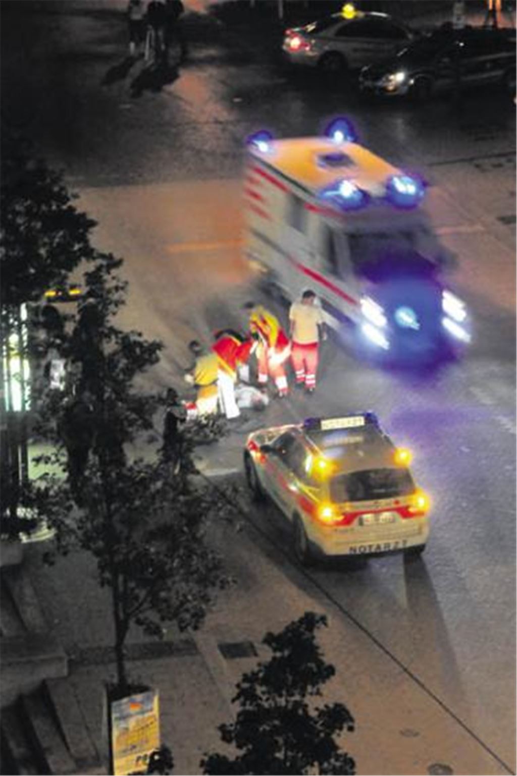 Die Gewaltbereitschaft unter jungen Leuten bleibt ein Thema für die Polizei. Im September 2009 
attackieren in Pforzheim vier junge Mädchen im Alter zwischen 16 und 18 Jahren einen 42-jährigen Passanten. Der Mann, der einen 65-Jährigen vor den Pöbeleien des jugendlichen Quartetts schützen wollte, trägt bei einem Sturz auf die Straße schwere Kopfverletzungen davon. Archivfoto: Heyer