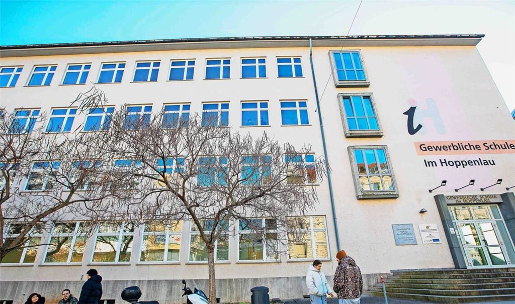 Die Gewerbliche Schule im Hoppenlau – hier lassen sich Schüler zu Köchen, Restaurantkräften oder Verkäufern ausbilden.