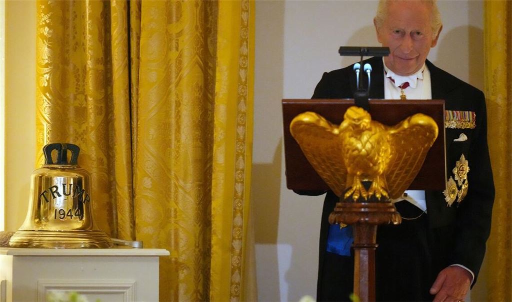 Die Glocke war einst auf dem U-Boot HMS "Trump" im Einsatz.
