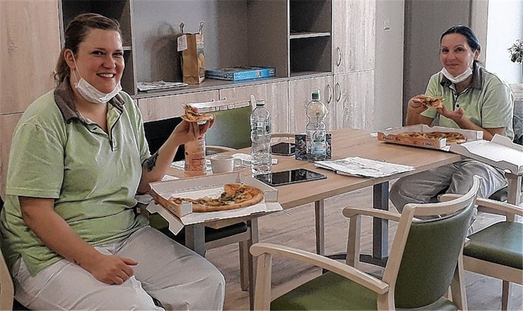 Gratis-Pizza für das Team des Seniorenheims