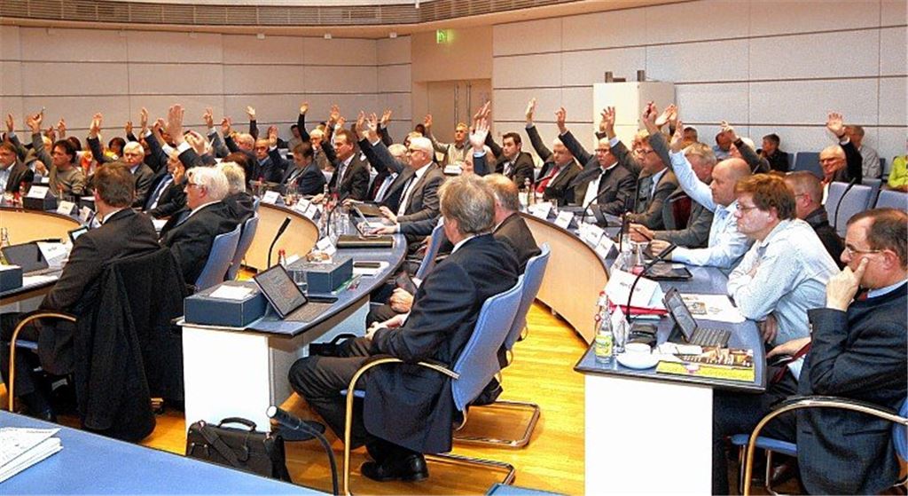 Kreistag lobt Transparenz unter Rosenau