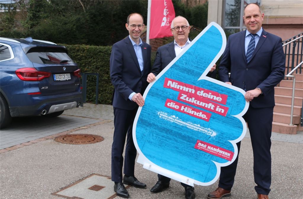 Die Handwerkskammer-Chefs (v.li.): Hauptgeschäftsführer Walter Bantleon, Präsident Joachim Wohlfeil und Carsten Buderer, Leiter der Außenstelle Nordschwarzwald.Foto: Sadler