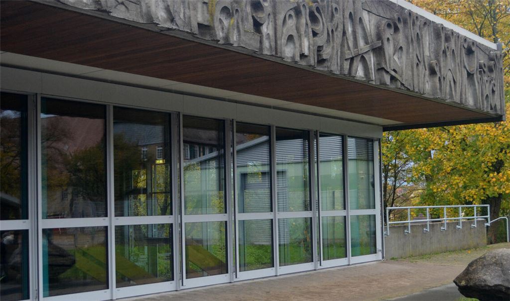 Die Illinger Stromberghalle sorgt für Mehrausgaben, die sich im Haushalt niederschlagen. Foto: Stahlfeld