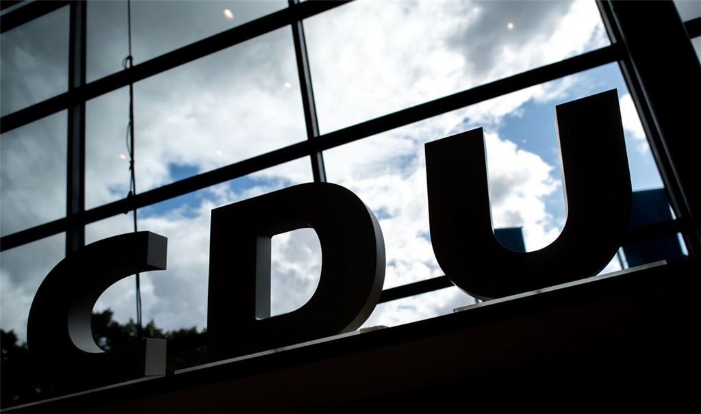 Die Initiative "Compass Mitte" verlangt mehr Augenmerk auf soziale und liberale Themen. (Illustration)