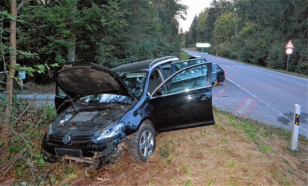 Vorfahrtsmissachtung: Fünf Verletzte bei Unfall