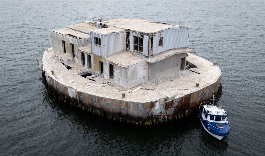 Die Insel "Ostervilm" im Greifswalder Bodden ist in Hamburg versteigert worden.