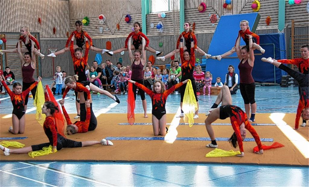Die Jugend des TSV Maulbronn glänzt bei ihrer Jahresfeier. Foto: Mummert