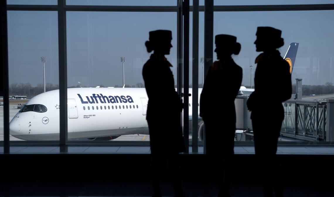 Die Kabinengewerkschaft Ufo fordert einen tariflichen Sozialplan und setzt mit einem Warnstreik Druck auf die Lufthansa-Regionaltochter Cityline (Symbolfoto).