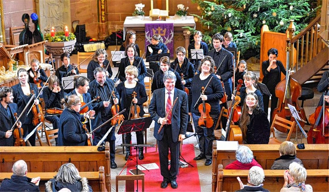 Die Kammerakademie Calw gestaltet in diesem Jahr das Adventskonzert des Mühlacker Tagblatt. Das Orchester setzt sich aus Profis und hoffnungsvollen Talenten zusammen.