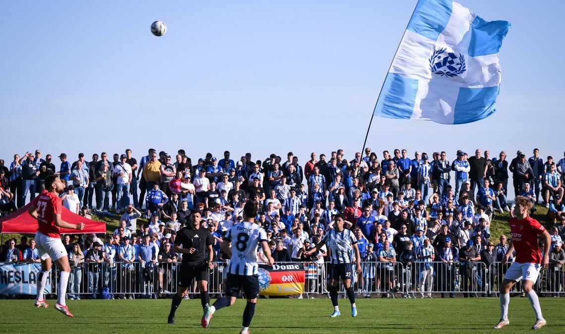 Die Kickers-Fans sorgten für tolle Stimmung im Pokal-Halbfinale in Holzhausen.