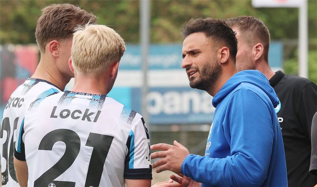 Die Kickers gewinnen  gegen Großaspach.