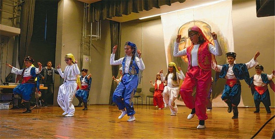 Ein Fest von Kindern für Kinder Ein Fest von Kindern für Kinder