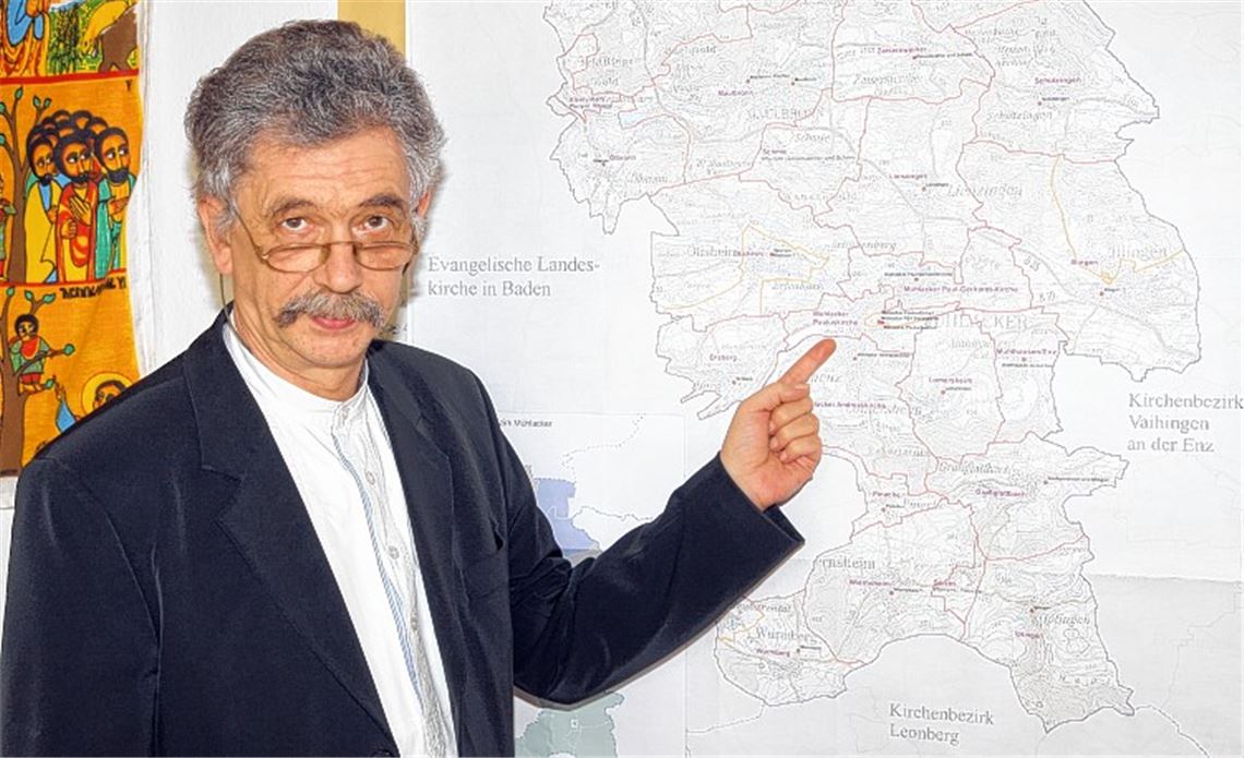 Die Kirche muss sparen, und das zeigt sich auch an den Pfarrstellen in der Region: Seit November 2005 ist Ulf van Luijk evangelischer Dekan des Kirchenbezirks Mühlacker.