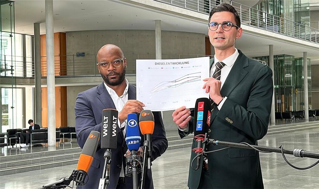 Die Koalition prüft weitere Maßnahmen.