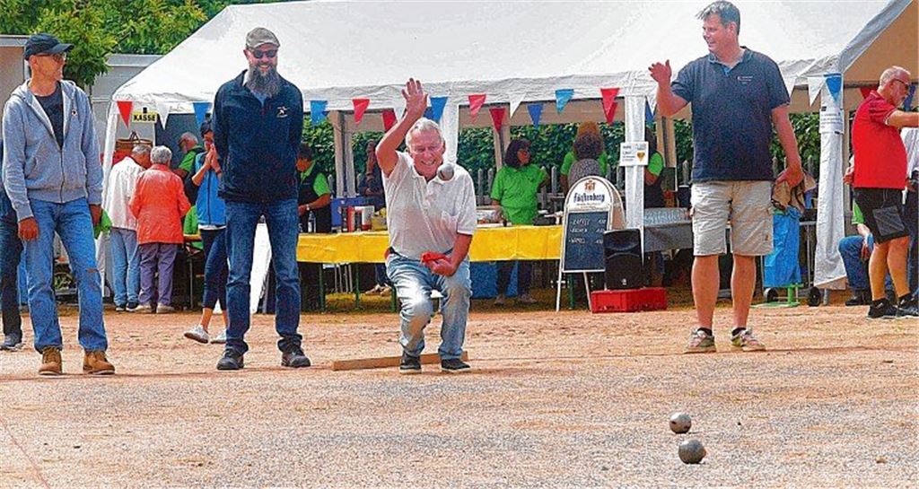 Neuer Bouleplatz soll Ort der Begegnung sein
