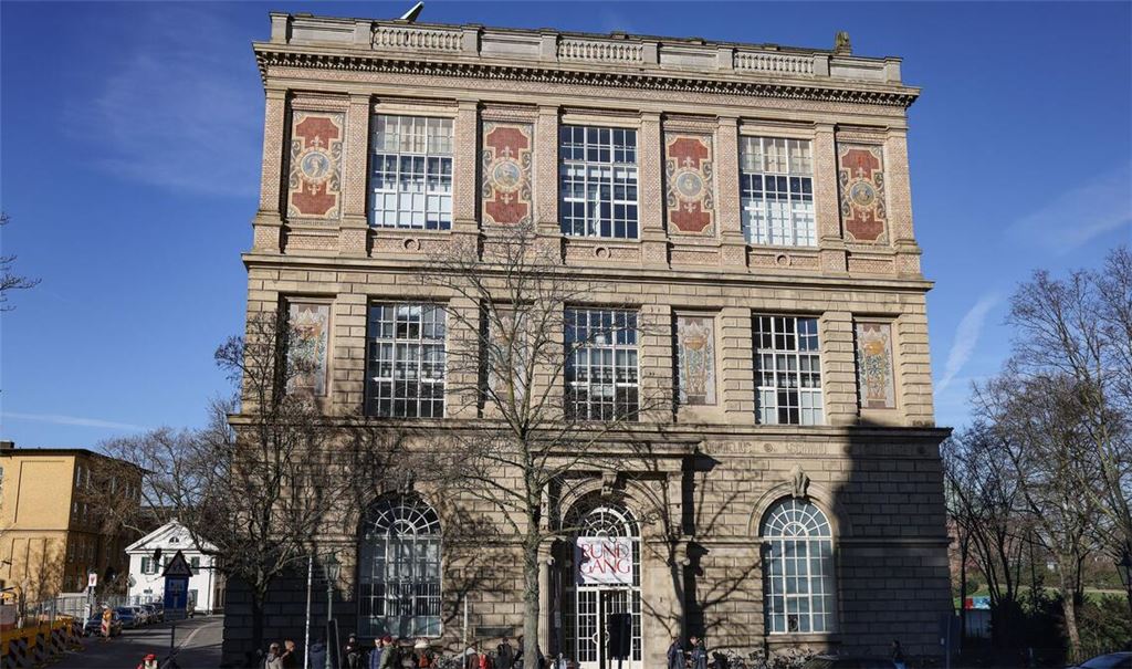 Die Kunstakademie Düsseldorf taucht zuletzt häufiger in den Nachrichten auf. (Archivbild)