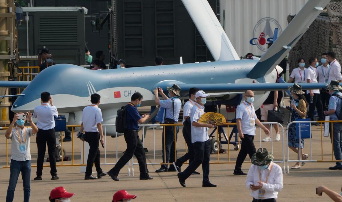 Die Länder haben 2025 erneut mehr Geld für militärische Ausrüstung wie Drohnen ausgegeben. (Illustration)