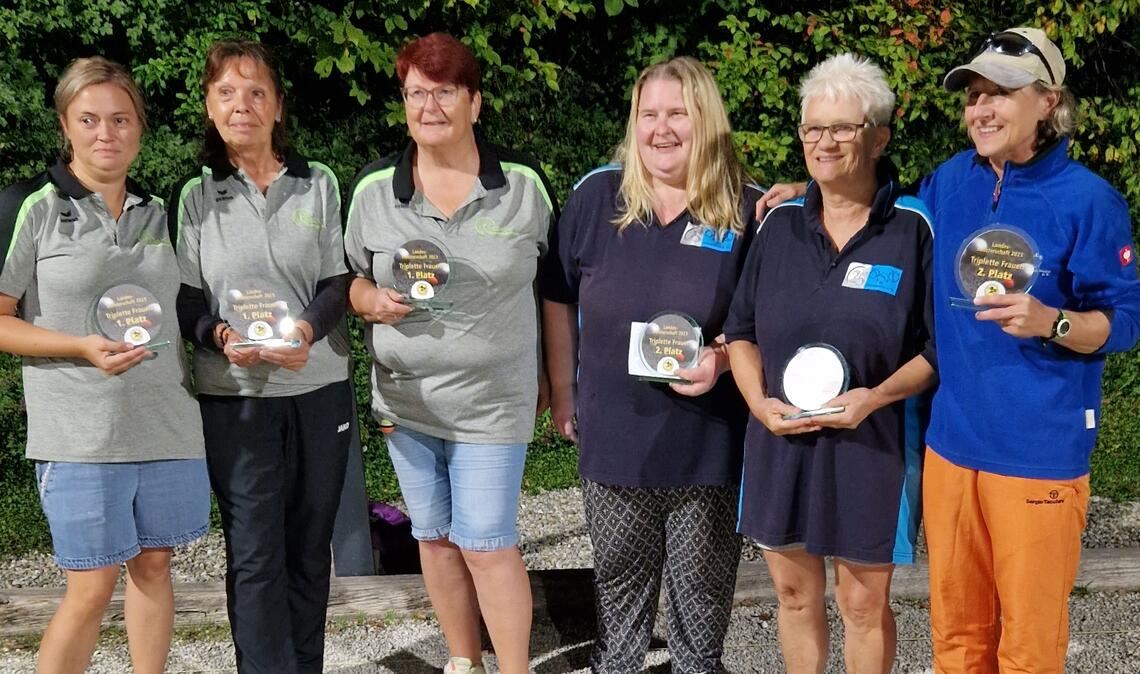 Die Landesmeisterinnen Sarah Schwander, Rosita Nonat und Cornelia Severin (Schwetzingen, Eggenstein, Unterensingen) und die Vizelandesmeisterinnen Bettina Schell (Ötisheim), Brigitte Mezger (Unterensingen) und Simone Hager (Ötisheim/v.li.).