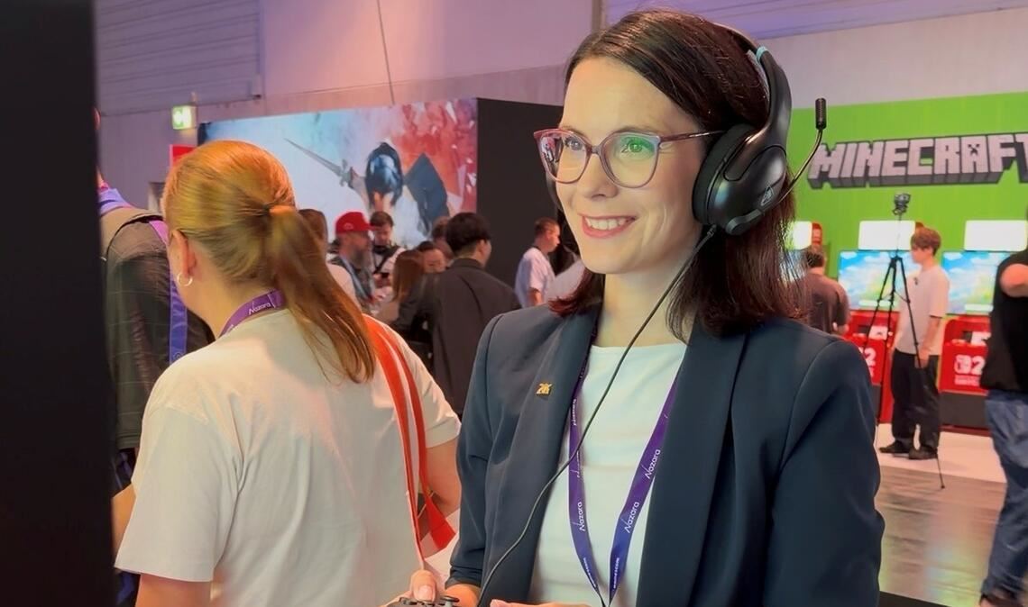 Die Landtagsabgeordnete Annkathrin Wulff auf der „Gamescom“.Foto: Hofsäß