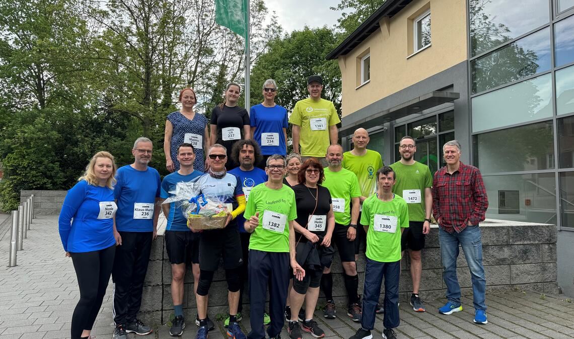 Die Laufend-fit-Teilnehmer vor dem Rennen.