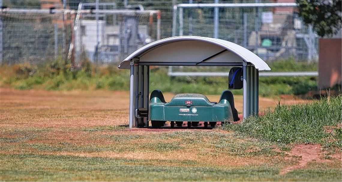 Roboter sorgen für richtige Rasenlänge