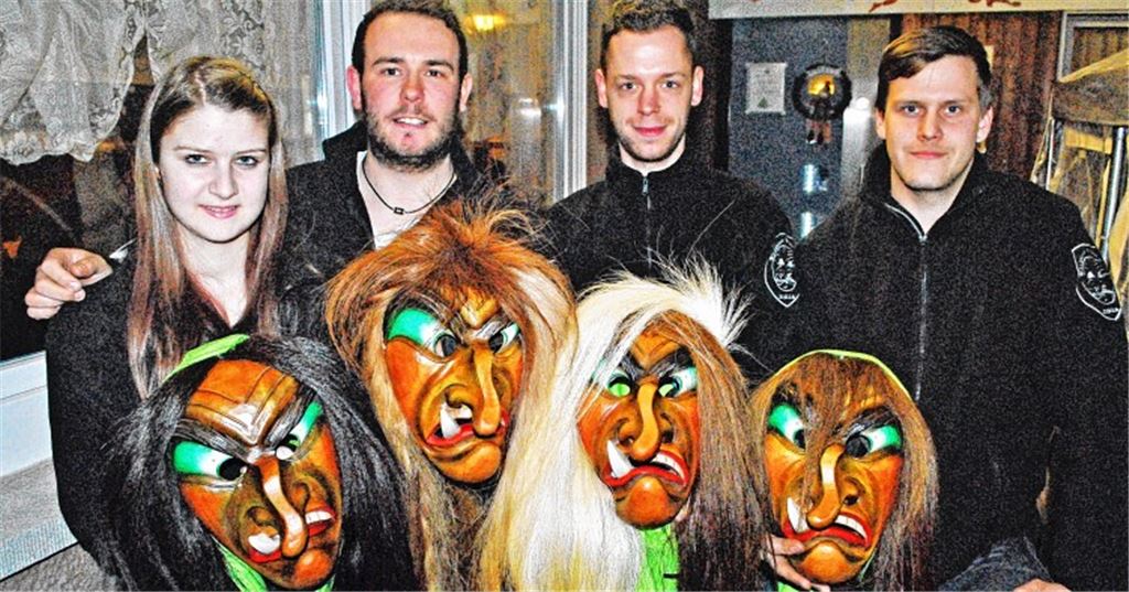 In Ötisheim sind die Strohhexen los