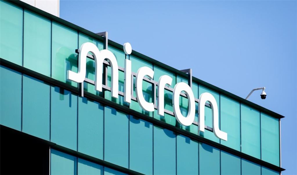 Die Micron-Aktie legt um 20 Prozent zu. Im Fokus stehen neue mehrjährige Lieferverträge und optimistische Analystenkommentare. Erfahren Sie, was den Kursanstieg antreibt und wie es weitergehen könnte.