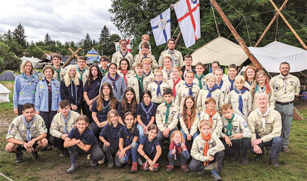 Die Mühlacker Delegation beim internationalen Pfadfindertreffen im oberbayerischen Königsdorf. Foto: privat