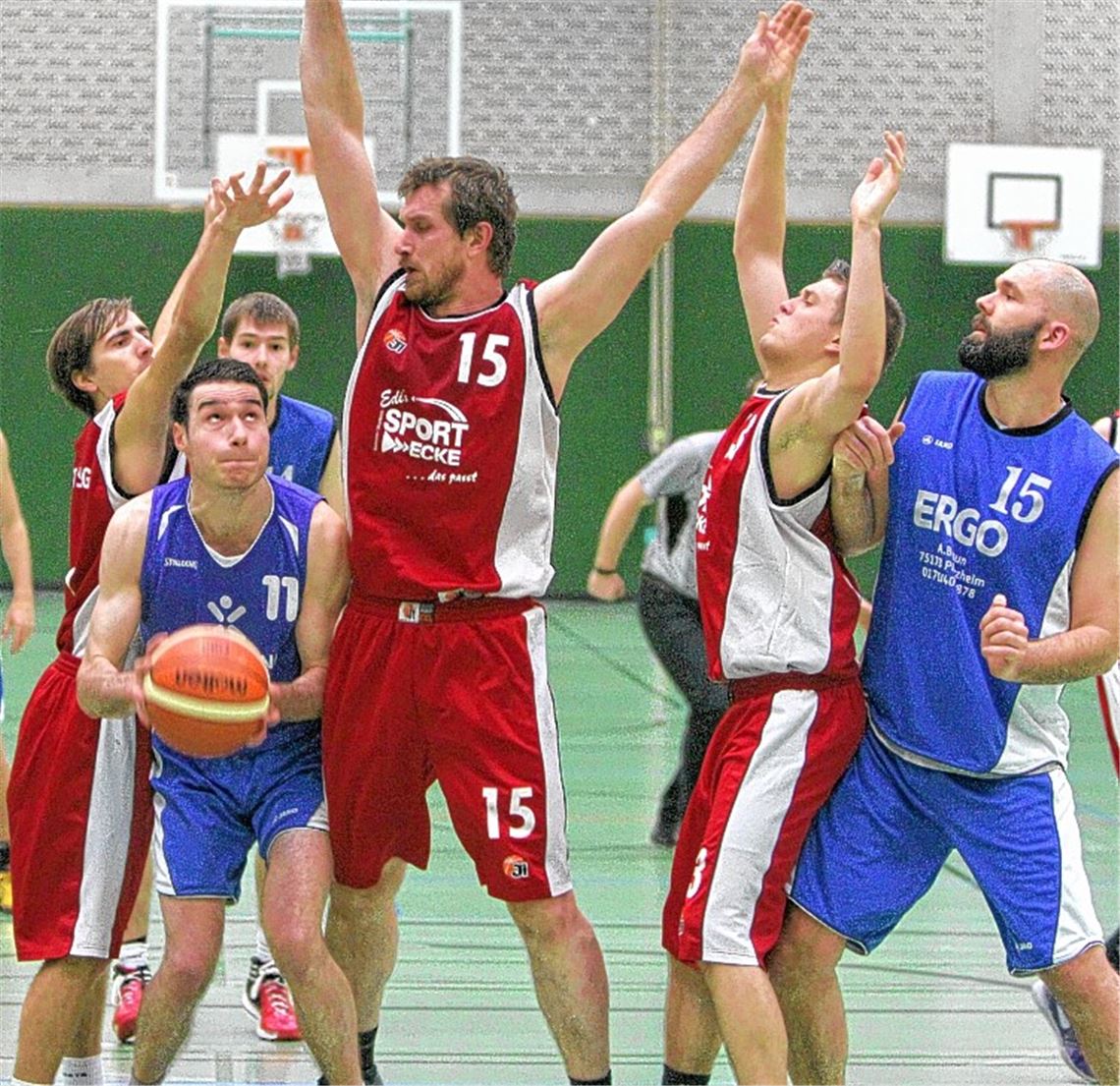 Hightowers bleiben oben dran