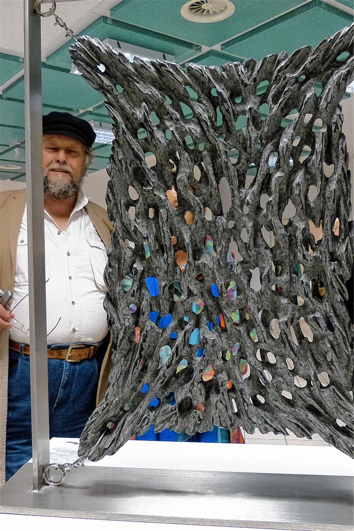 Die Mühlacker Kunstszene präsentiert ungewöhnliche Ein- und Durchblicke.