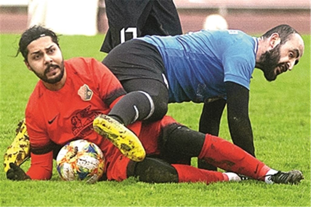 Die Mühlacker Stadtderbys zwischen den Sportfreunden und der 08 – hier beim letzten Mal im Dezember 2019 – waren in der Vergangenheit meist hartumkämpft. Archivfoto: vh