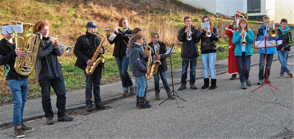 Die Musiker machen an zahlreichen Stationen in Freudenstein und Hohenklingen halt.