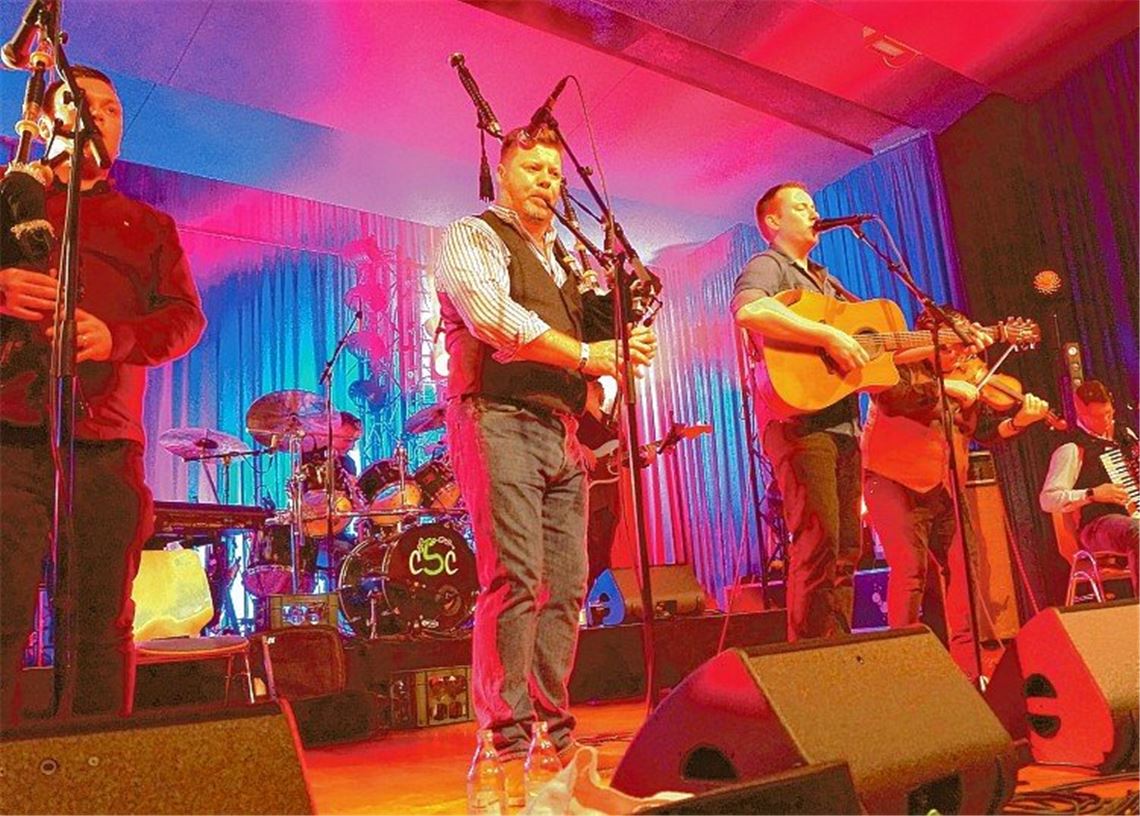 Schotten reißen das Publikum mit Schotten reißen das Publikum mit