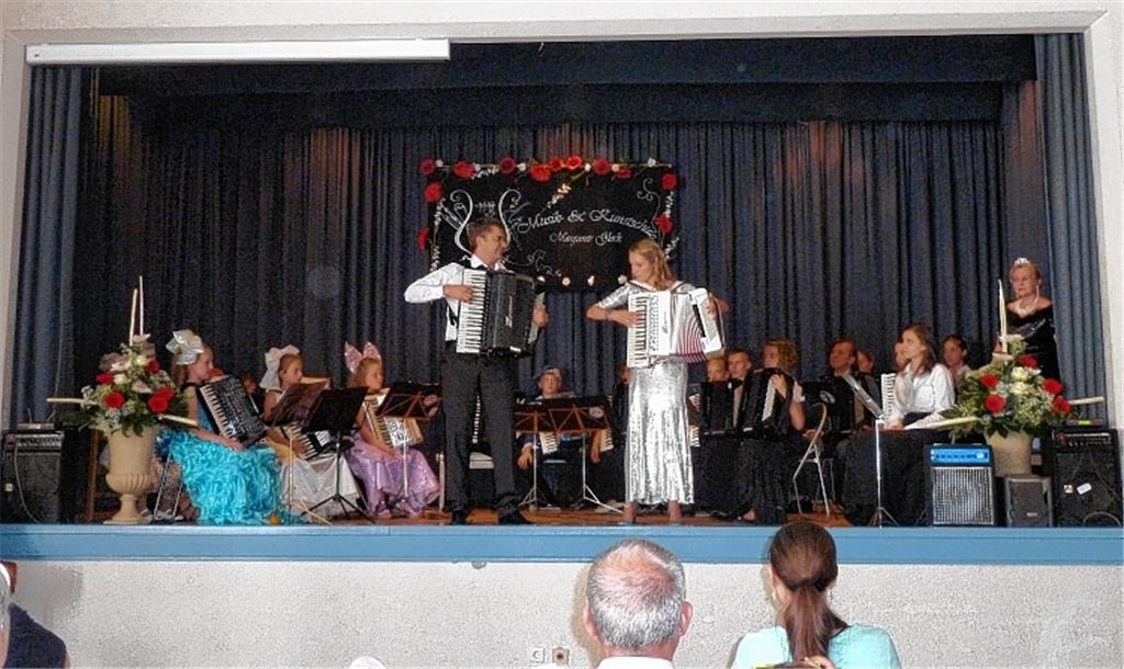 Die Musikschule Glock demonstriert im Anton-Müller-Gemeindezentrum die Vielseitigkeit ihres Angebots.