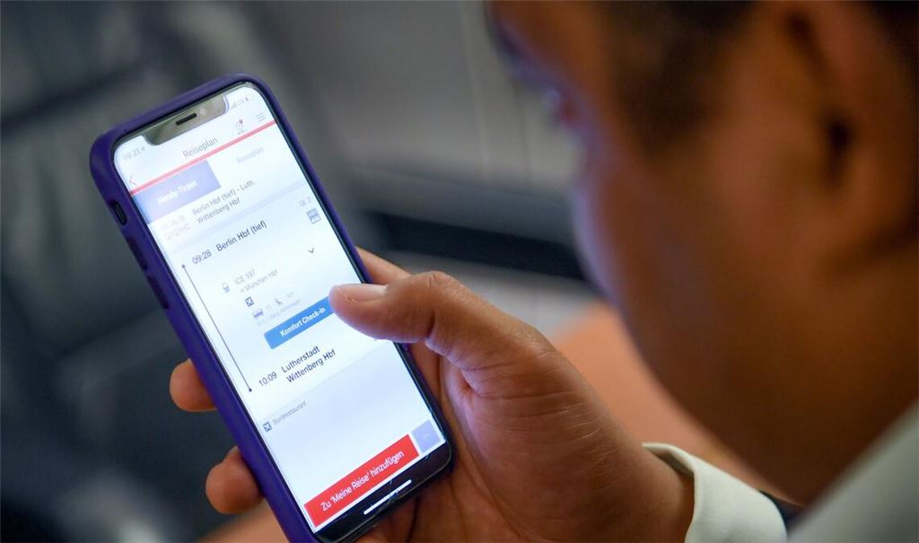 Die Navigator-App der Deutschen Bahn waren Ziel massiver Cyber-Attacken.