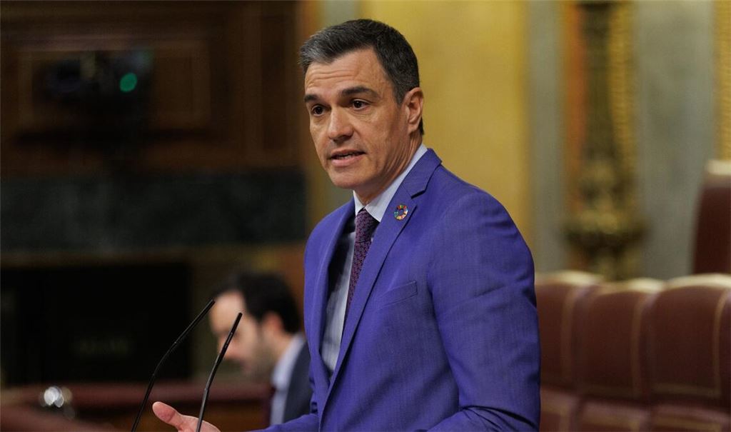 Die Parlamentswahl war eigentlich für das Jahresende erwartet worden. Jetzt hat Spaniens Regierungschef Pedro Sánchez aber unmittelbar auf das Ergebnis bei den Regionalwahlen reagiert.