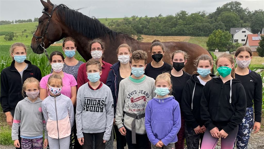 Die Pegasus-Voltigierer können aufatmen: Sie dürfen in Mühlacker bleiben. Foto: Huber